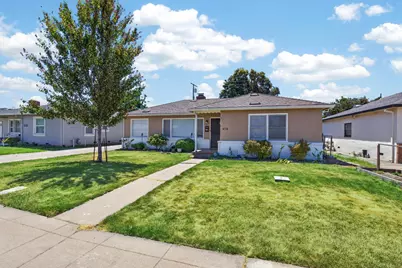 1424 Graffigna Avenue, Lodi, CA 95242 - Photo 2