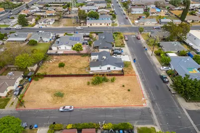 119 Almond Avenue, Manteca, CA 95337 - Photo 8