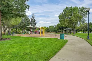 9177 Rizes Way, Elk Grove, CA 95758 - Photo 92