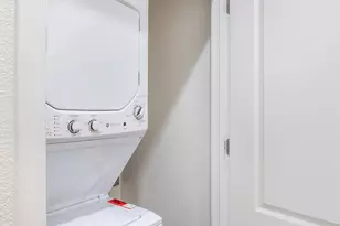 3301 N Park Dr, Sacramento, CA 95835 - Photo 14