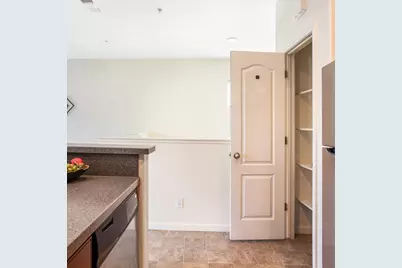 3301 N Park Drive #411, Sacramento, CA 95835 - Photo 8