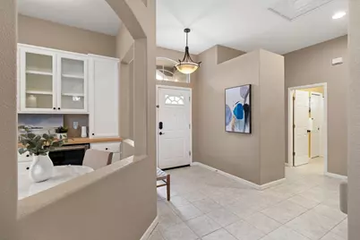 5242 Wyndham Oak Lane, Carmichael, CA 95608 - Photo 4