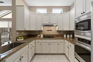 5242 Wyndham Oak Ln, Carmichael, CA 95608 - Photo 28