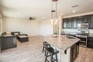 12528 Farlen Cir, Rancho Cordova, CA 95742 - Photo 6
