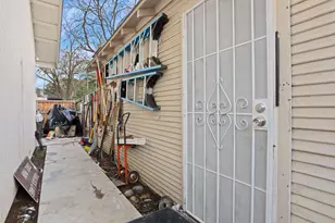 222 Maynell Ave, Modesto, CA 95354 - Photo 28