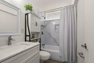 8348 Hidden Valley Cir, Fair Oaks, CA 95628 - Photo 16