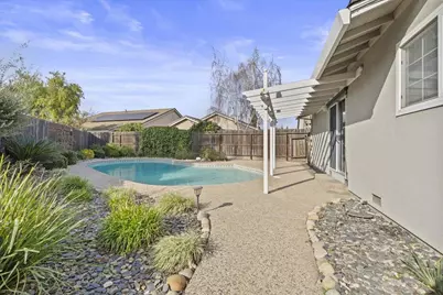 3913 Hillsboro Court, Modesto, CA 95356 - Photo 36