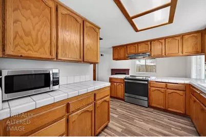 8256 Benjamin Drive, Antelope, CA 95843 - Photo 18