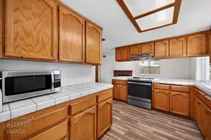 8256 Benjamin Dr, Antelope, CA 95843 - Photo 18