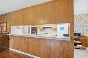 2718 Warwick Ln, Modesto, CA 95350 - Photo 12