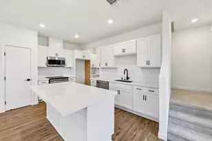 2060 Odin Walk, Sacramento, CA 95835 - Photo 16