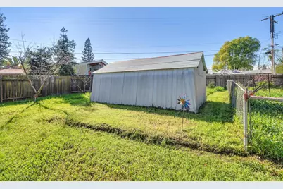 7515 Stearman Way, Citrus Heights, CA 95621 - Photo 36