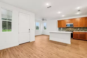 6443 Jacinto Ave, Sacramento, CA 95823 - Photo 2