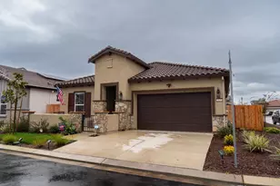 2039 Carmel Rnch Cir, Oakdale, CA 95361 - Photo 2