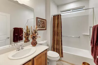 9882 Sheffield Way, Elk Grove, CA 95757 - Photo 32