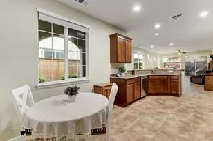 9882 Sheffield Way, Elk Grove, CA 95757 - Photo 12