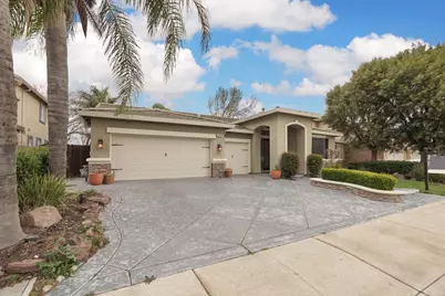 2219 Yellowstone Avenue, Tracy, CA 95377 - Photo 4