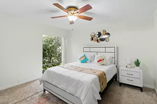 2238 Woodside Ln, Sacramento, CA 95825 - Photo 18