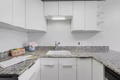 2238 Woodside Lane #13, Sacramento, CA 95825 - Photo 14