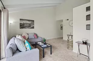 2238 Woodside Ln, Sacramento, CA 95825 - Photo 10