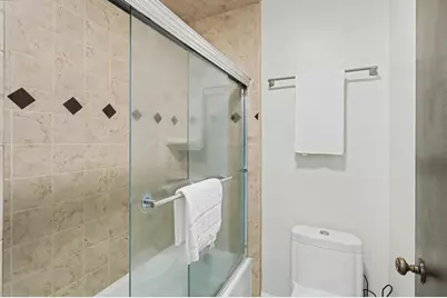 2238 Woodside Lane #13, Sacramento, CA 95825 - Photo 22