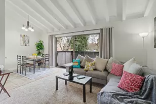 2238 Woodside Ln, Sacramento, CA 95825 - Photo 8