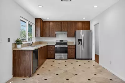 4312 Rosecreek Court, Sacramento, CA 95826 - Photo 12