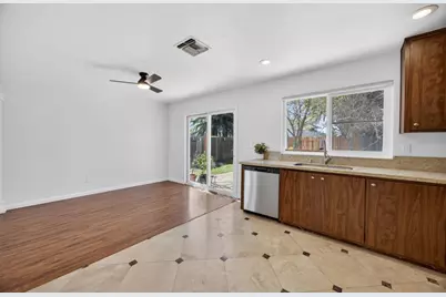 4312 Rosecreek Court, Sacramento, CA 95826 - Photo 14