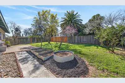 4312 Rosecreek Court, Sacramento, CA 95826 - Photo 30