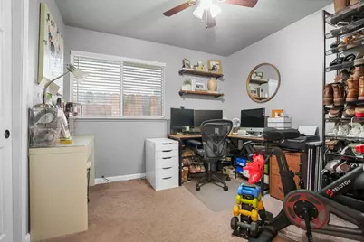 1017 Jayhawk Way, Modesto, CA 95358 - Photo 20