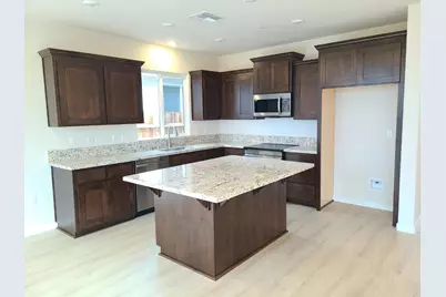 1128 Mallory Ridge Street, Roseville, CA 95747 - Photo 2