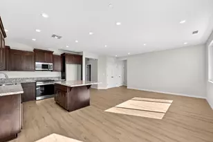 1128 Mallory Rdg St, Roseville, CA 95747 - Photo 4