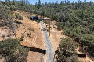 12233 Hilltop Dr, Grass Valley, CA 95949 - Photo 22