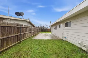 6445 Channing Dr, North Highlands, CA 95660 - Photo 22