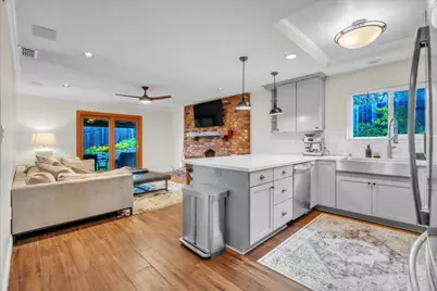 5220 Lynnadeane Court, Carmichael, CA 95608 - Photo 10