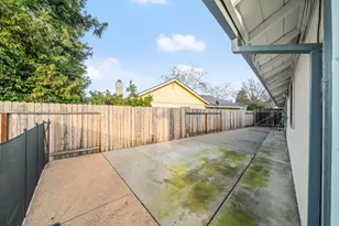 9038 Weeping Fig Way, Elk Grove, CA 95758 - Photo 42