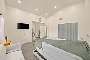 9038 Weeping Fig Way, Elk Grove, CA 95758 - Photo 32