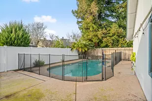 9038 Weeping Fig Way, Elk Grove, CA 95758 - Photo 40