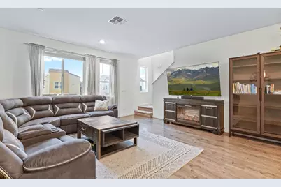 4174 Sally Ride Way, Sacramento, CA 95834 - Photo 14