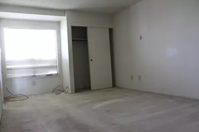 8282 Moorhaven Way, Sacramento, CA 95828 - Photo 6