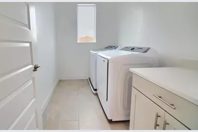 6628 Kaweah Lane, Stockton, CA 95219 - Photo 32