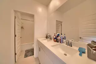 6628 Kaweah Ln, Stockton, CA 95219 - Photo 38