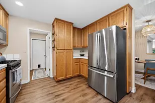 7611 Wynndel Way, Elk Grove, CA 95758 - Photo 14