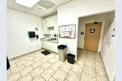 930 15th Street, Modesto, CA 95354 - Photo 8