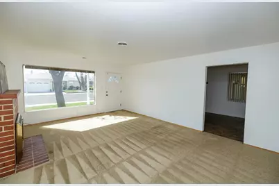 1405 Theo Avenue, Modesto, CA 95350 - Photo 8