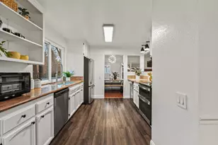 7418 Auspicious Way, Sacramento, CA 95842 - Photo 8