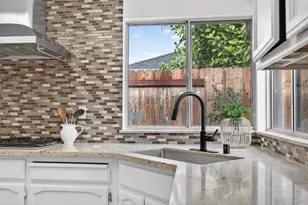 8350 Spengler Dr, Sacramento, CA 95828 - Photo 16