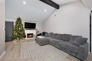 6443 Villa Dr, Sacramento, CA 95842 - Photo 10