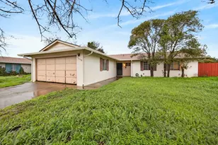 7229 Lawnwood Dr, Sacramento, CA 95828 - Photo 4