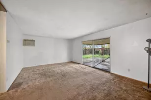 7229 Lawnwood Dr, Sacramento, CA 95828 - Photo 6